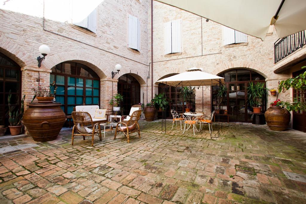 Relais B&B Corte Dei Turchi Longiano Zewnętrze zdjęcie